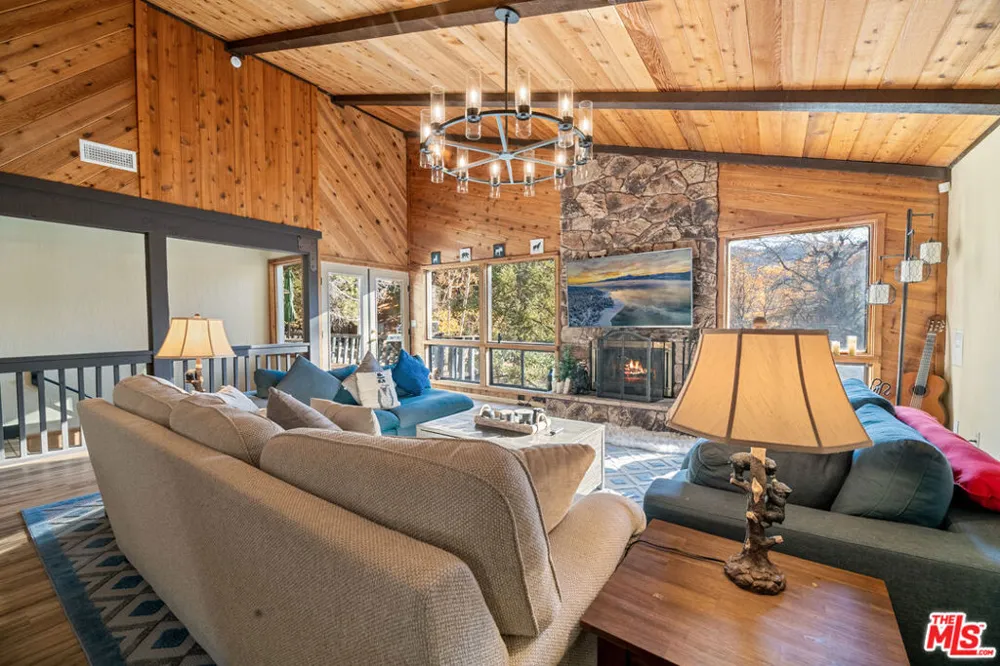 1011 Colusa Way Big Bear, CA 92315