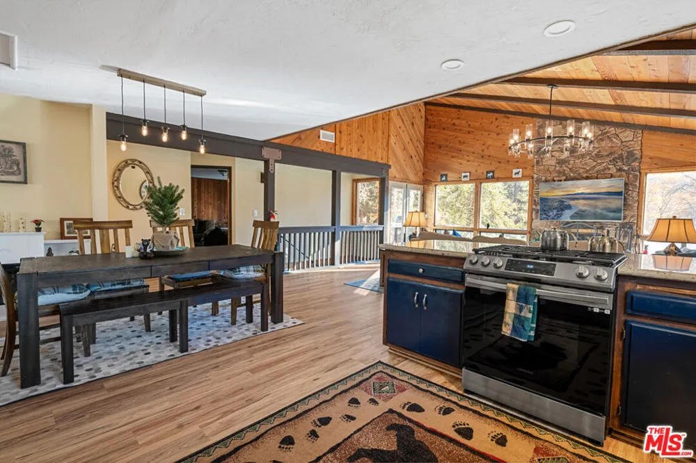 1011 Colusa Way Big Bear, CA 92315