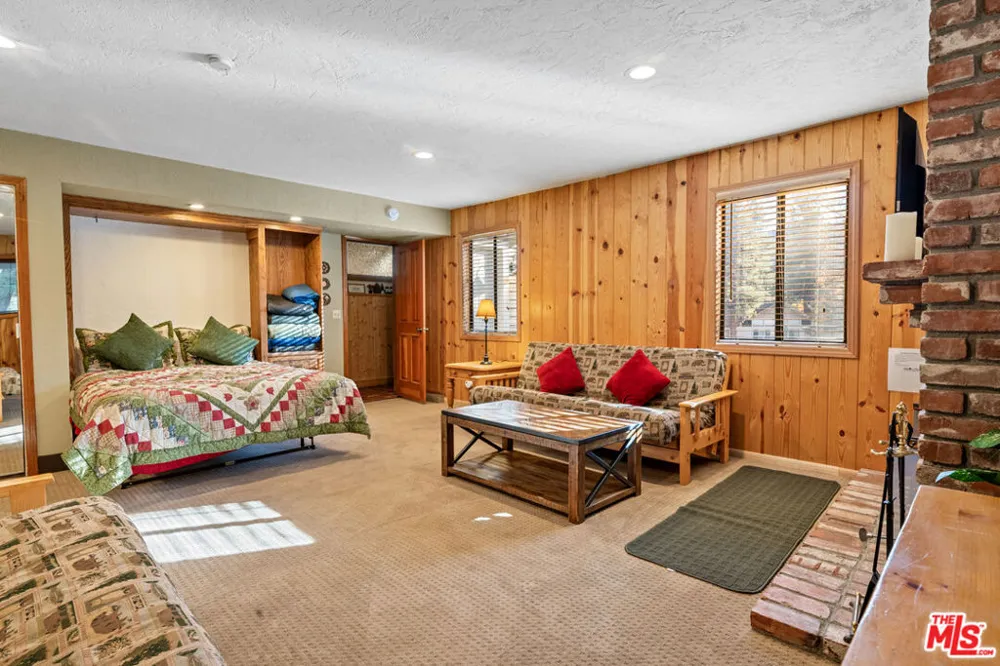 1011 Colusa Way Big Bear, CA 92315