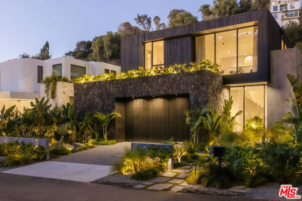 3710 Goodland Avenue Studio City, CA 91604