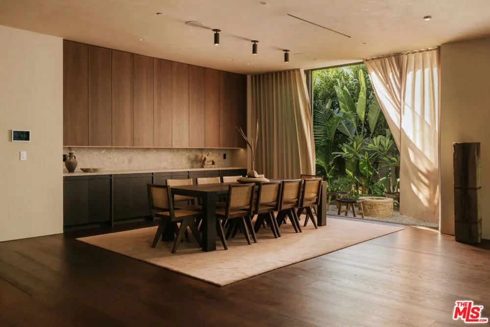 3710 Goodland Avenue Studio City, CA 91604