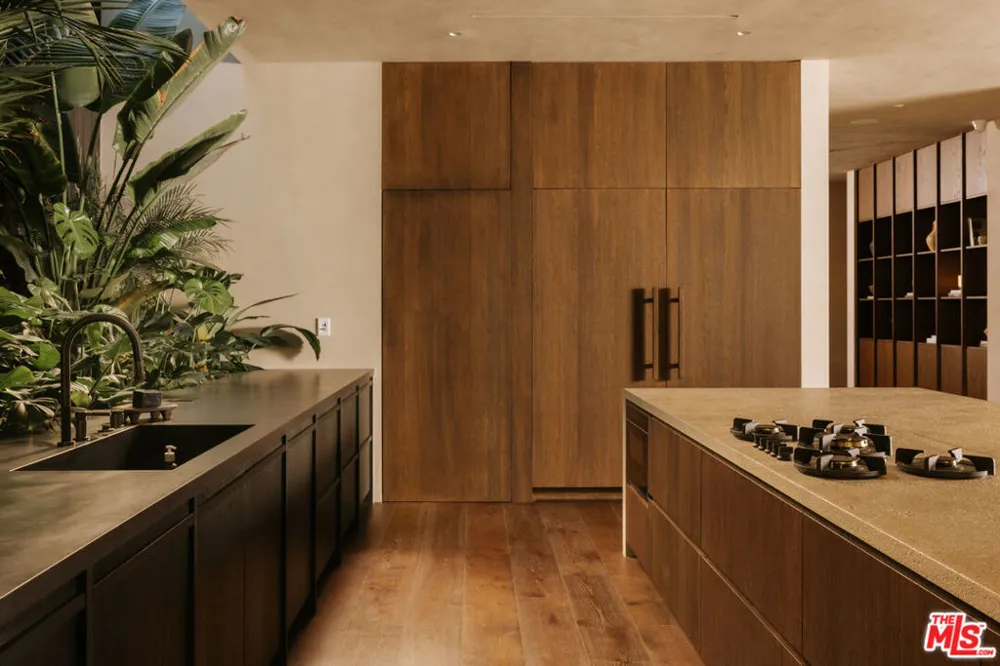 3710 Goodland Avenue Studio City, CA 91604