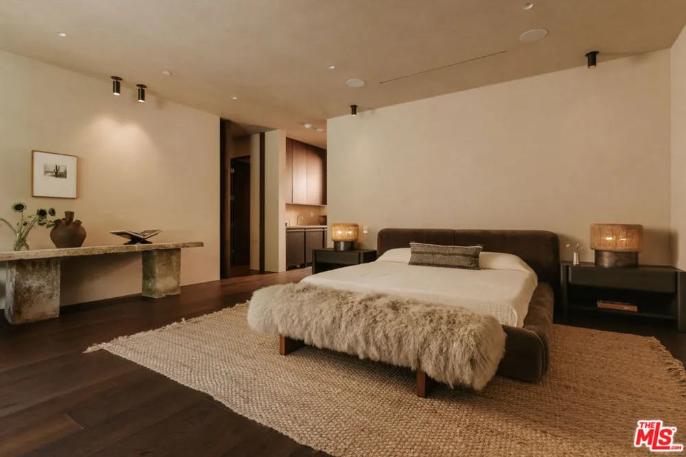 3710 Goodland Avenue Studio City, CA 91604