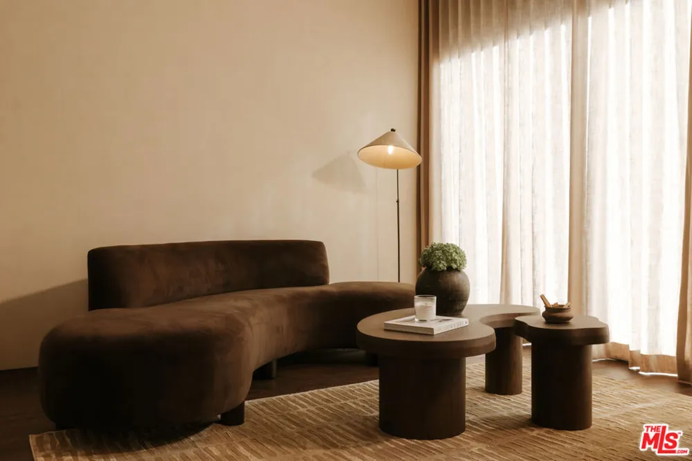 3710 Goodland Avenue Studio City, CA 91604