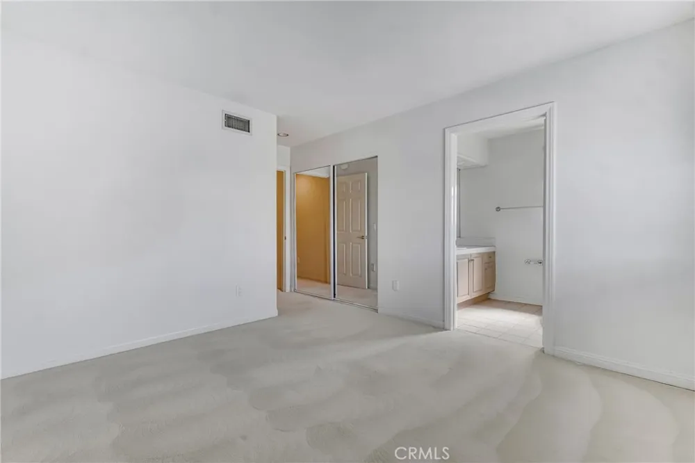 18615 Hillsboro Porter Ranch, CA 91326