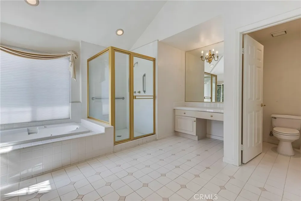 18615 Hillsboro Porter Ranch, CA 91326