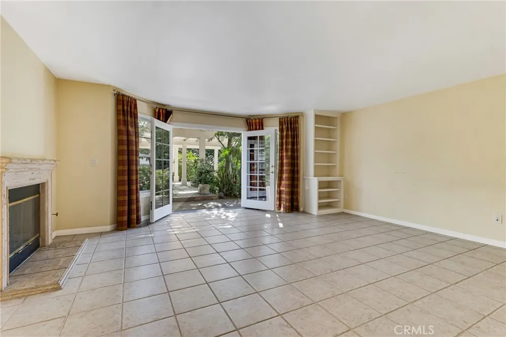 18615 Hillsboro Porter Ranch, CA 91326