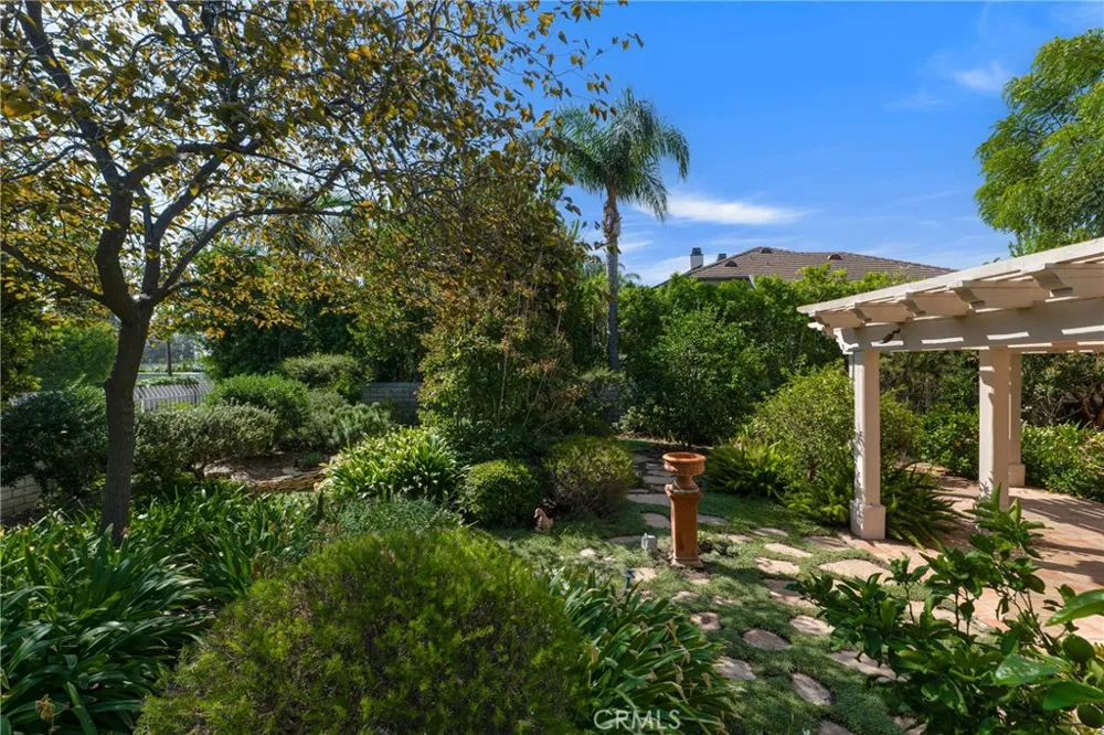 18615 Hillsboro Porter Ranch, CA 91326
