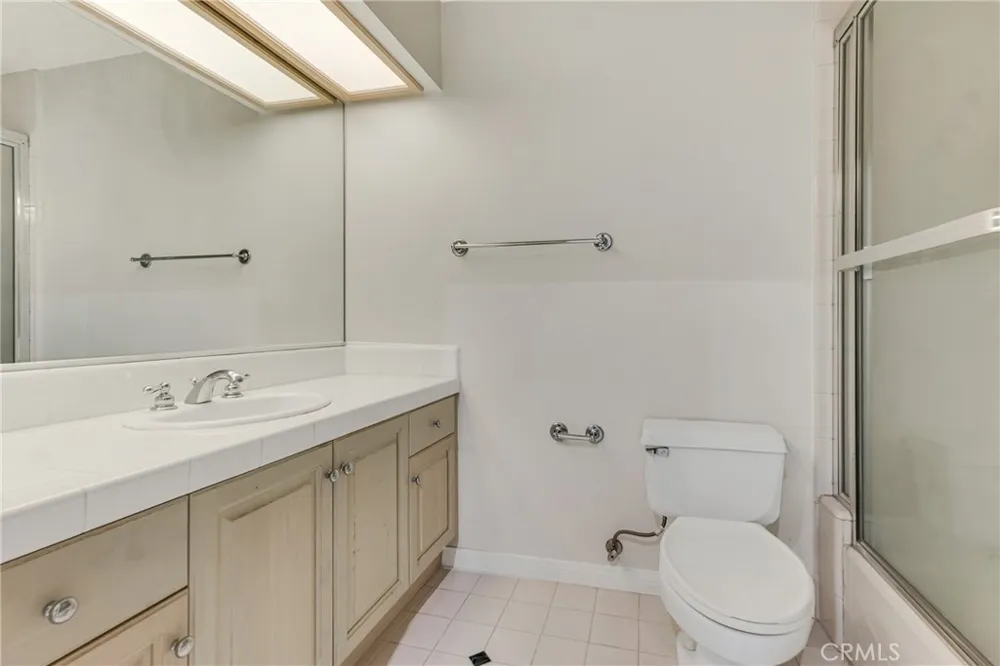 18615 Hillsboro Porter Ranch, CA 91326