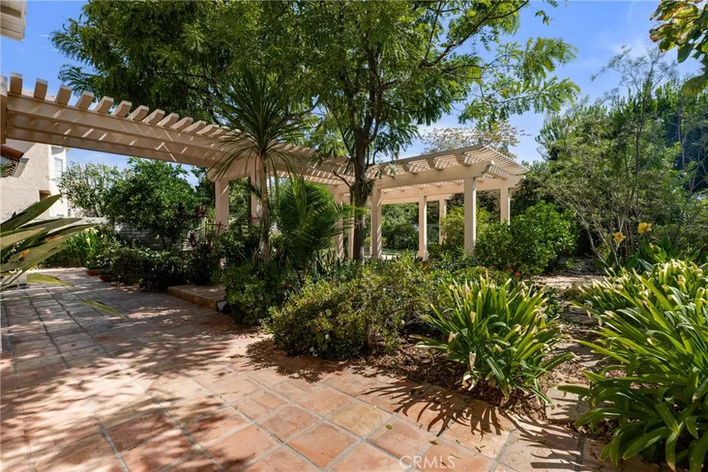 18615 Hillsboro Porter Ranch, CA 91326