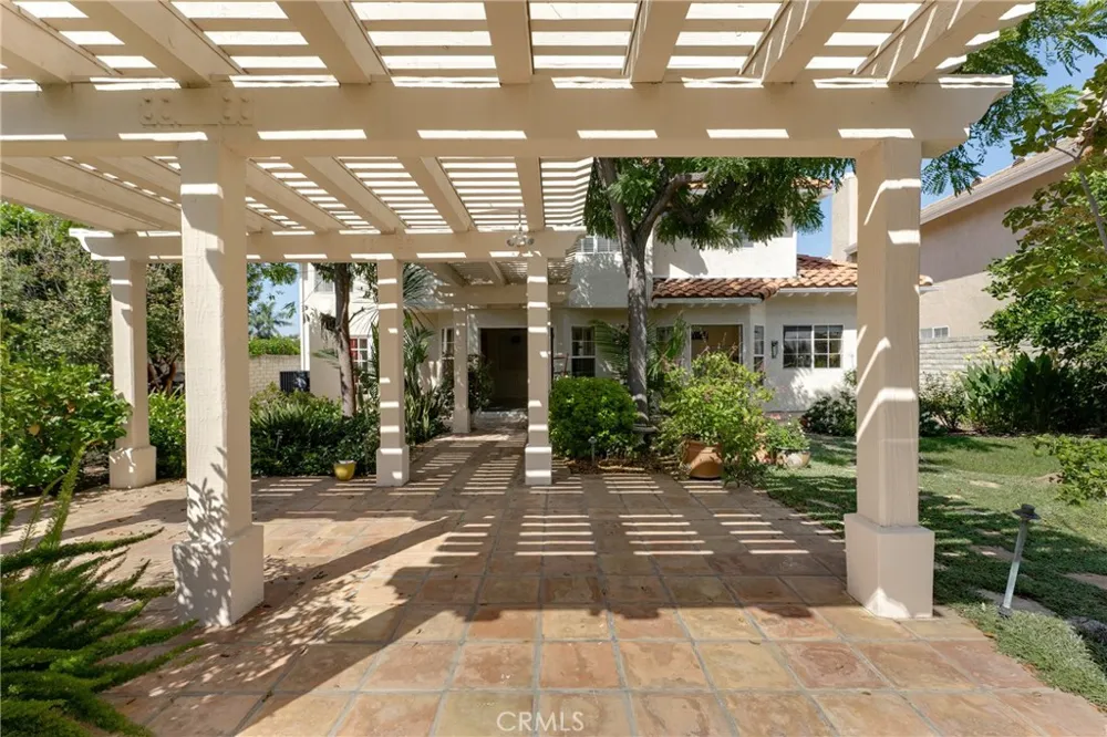 18615 Hillsboro Porter Ranch, CA 91326