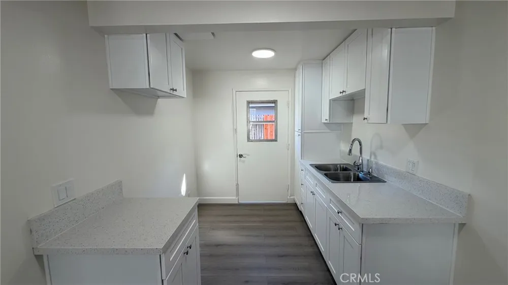721 S Garfield #J Monterey Park, CA 91754