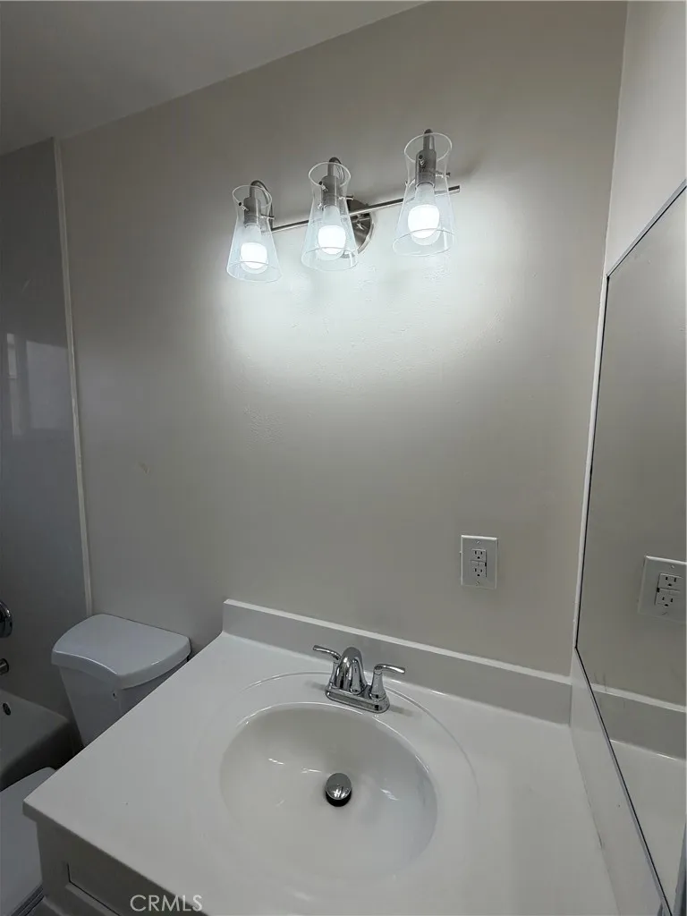 721 S Garfield #J Monterey Park, CA 91754