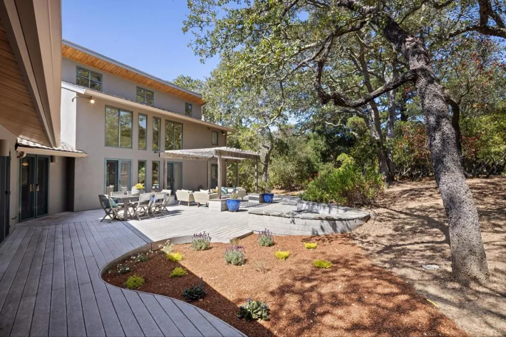 30 Minoca Road Portola Valley, CA 94028