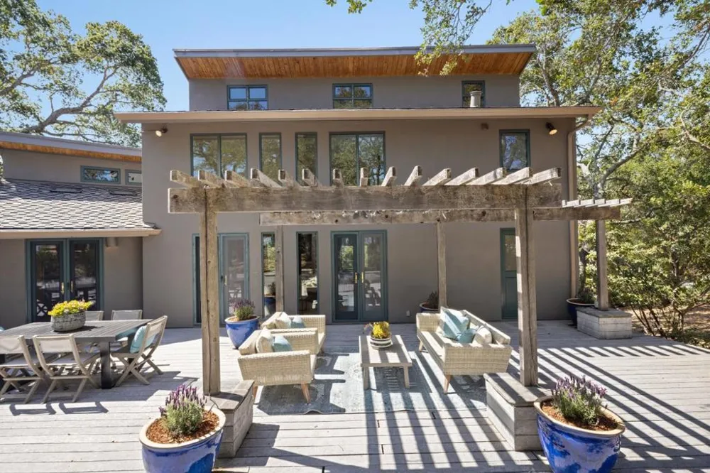 30 Minoca Road Portola Valley, CA 94028