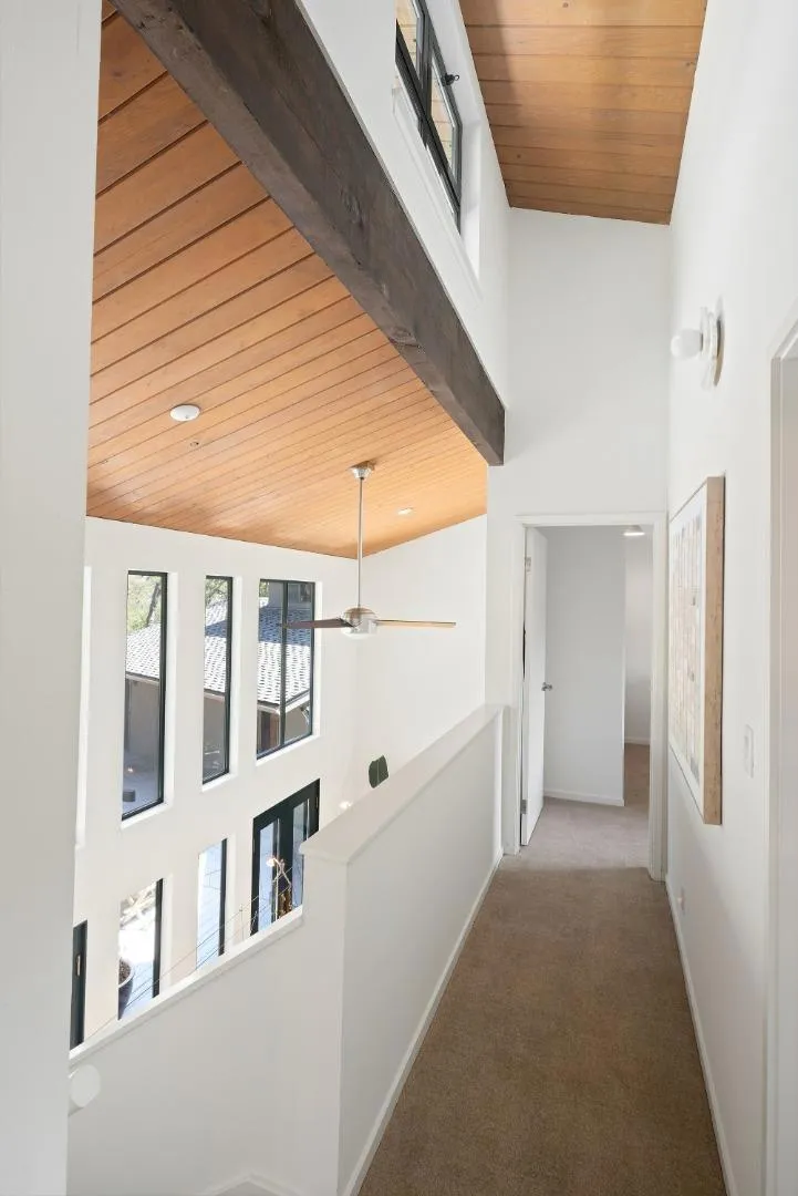 30 Minoca Road Portola Valley, CA 94028