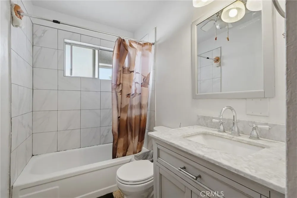 16420 Hudson Tulare, CA 93274