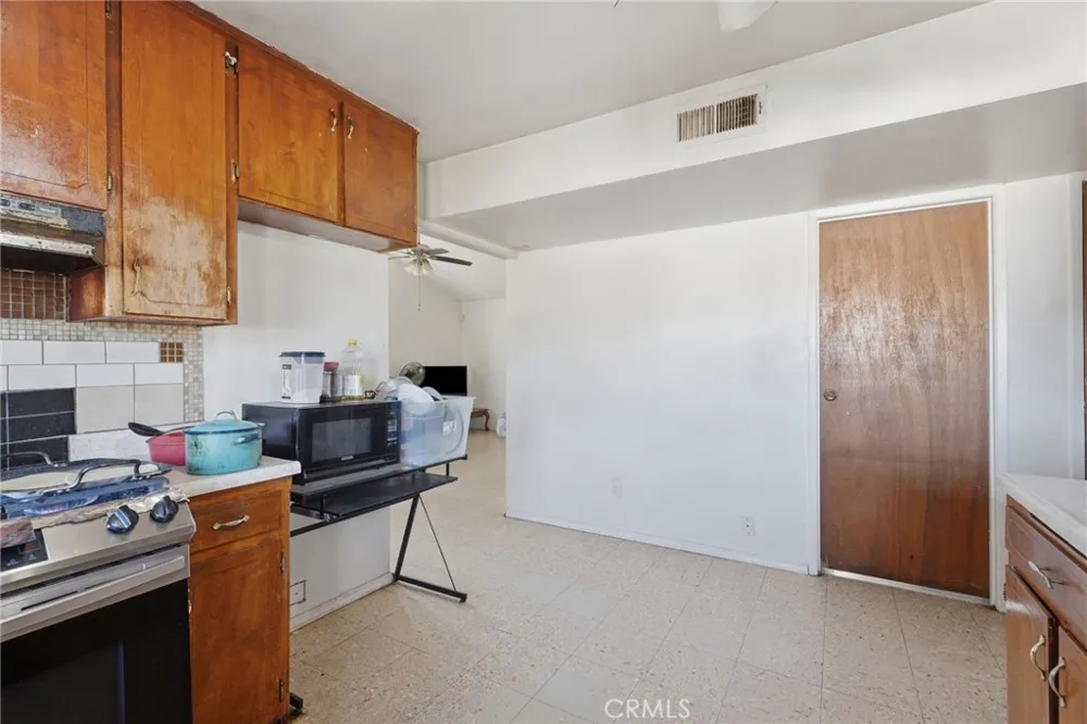 16420 Hudson Tulare, CA 93274