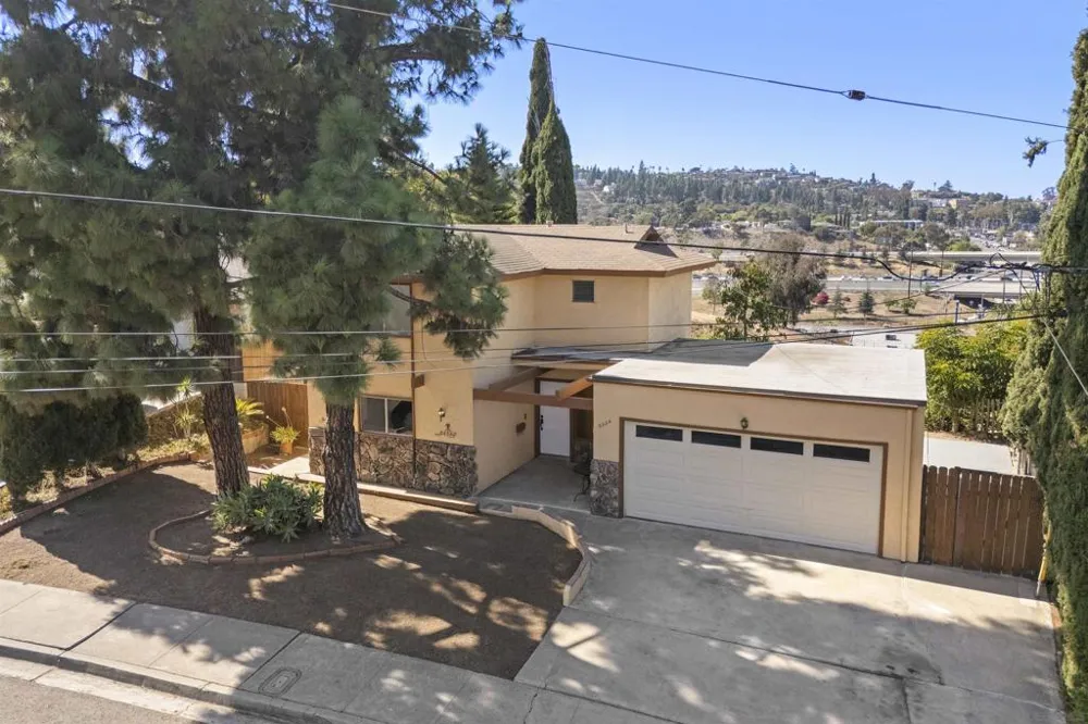 3954 Nereis Drive La Mesa, CA 91941