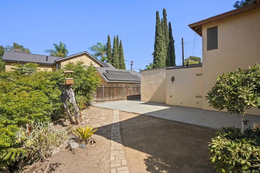 3954 Nereis Drive La Mesa, CA 91941