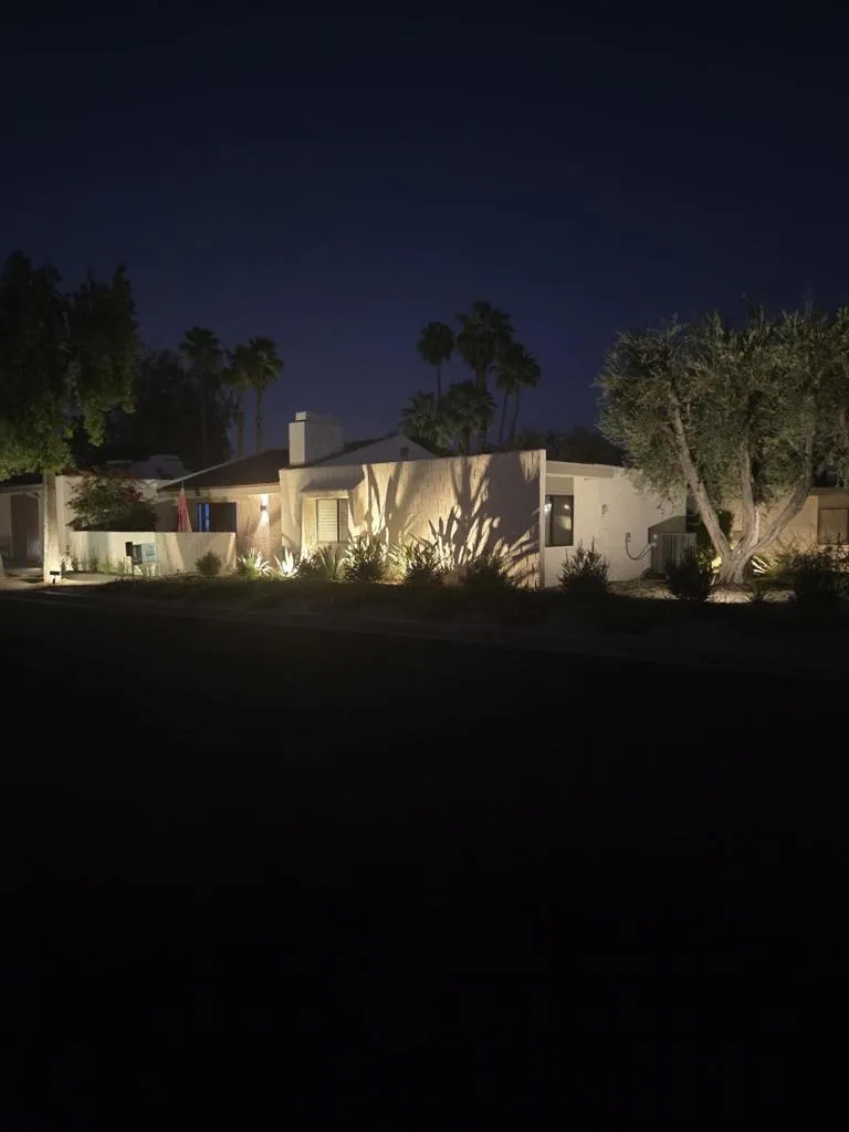 2113 Sunshine Way Palm Springs, CA 92264