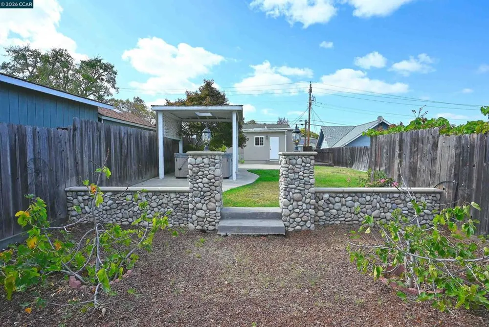 1124 Bush St Martinez, CA 94553