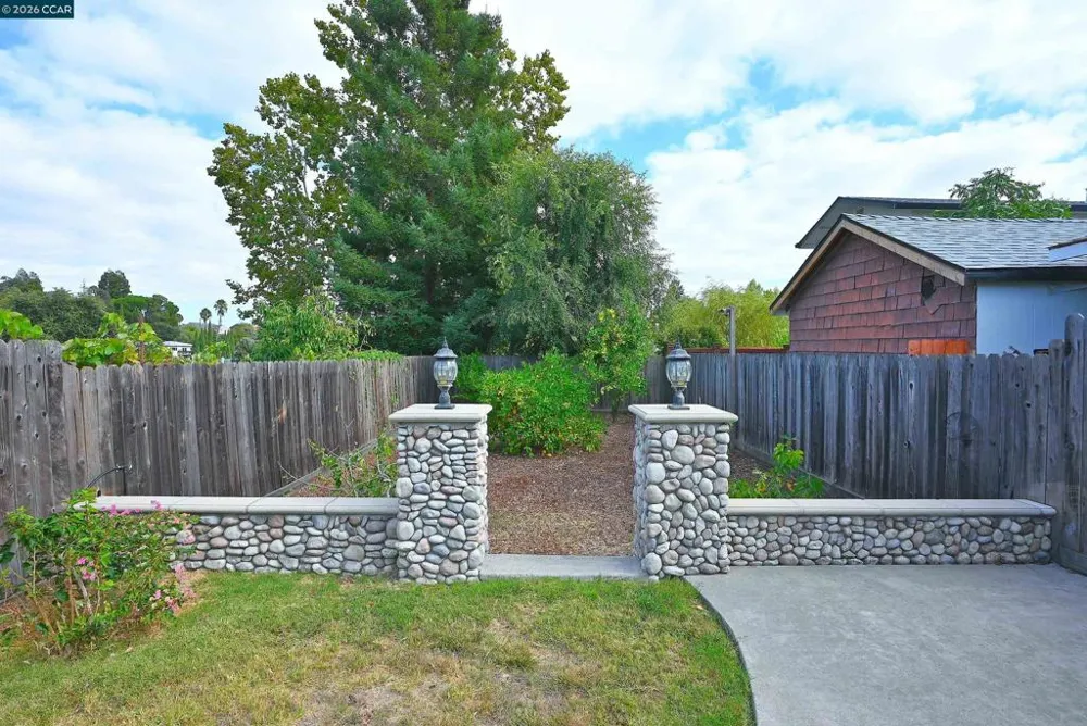 1124 Bush St Martinez, CA 94553