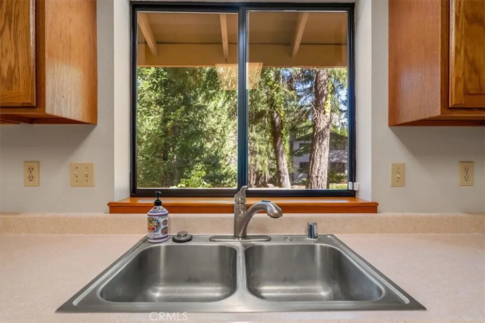 4000 Hope Lane Dunsmuir, CA 96025