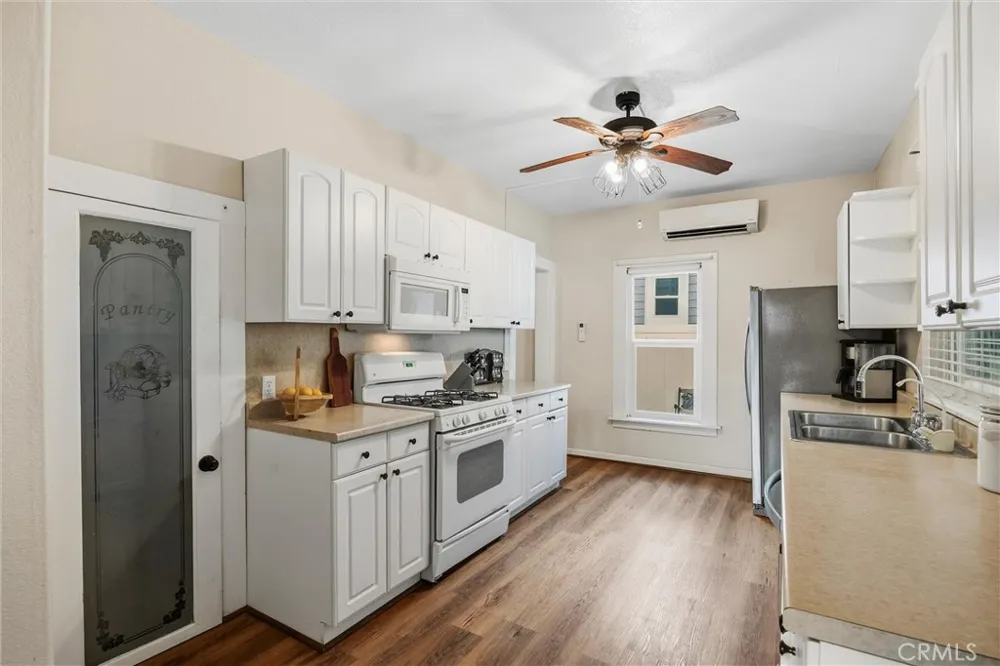 716 Walnut Corning, CA 96021