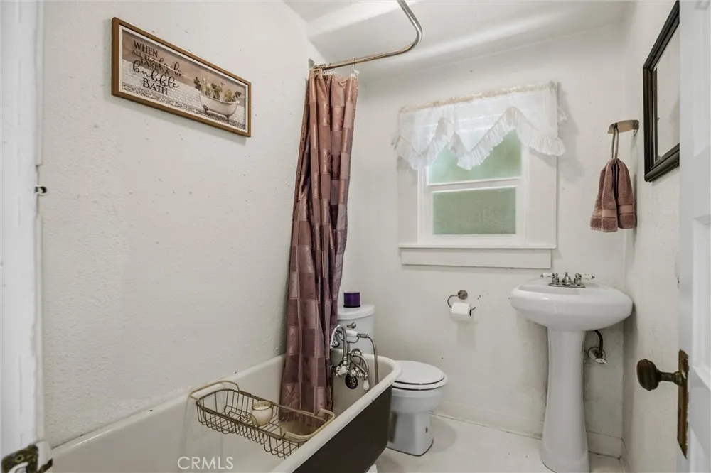716 Walnut Corning, CA 96021