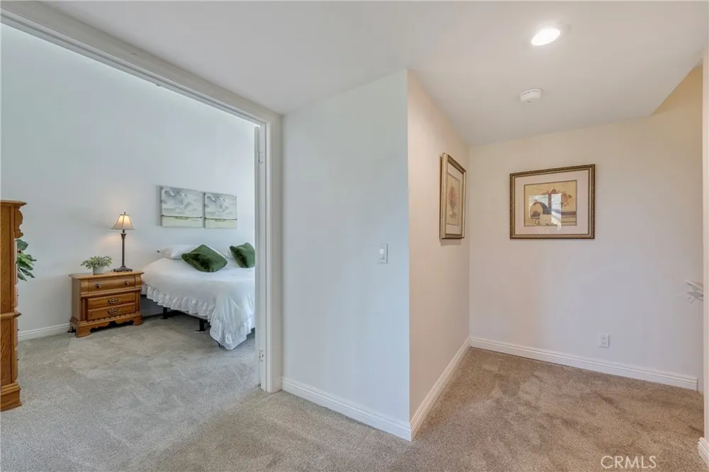 5548 E Vista del Amigo Anaheim Hills, CA 92807