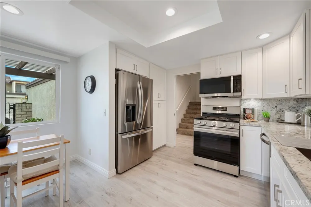 5548 E Vista del Amigo Anaheim Hills, CA 92807