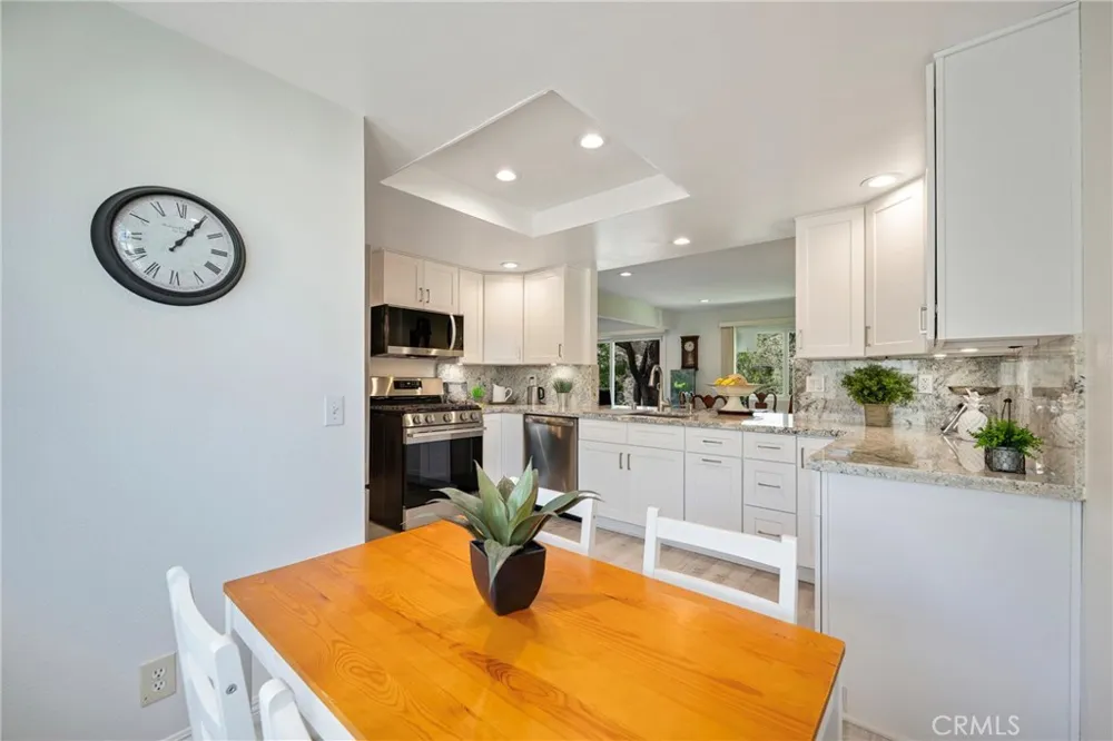 5548 E Vista del Amigo Anaheim Hills, CA 92807