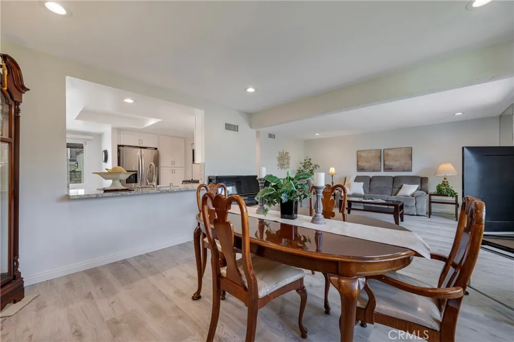 5548 E Vista del Amigo Anaheim Hills, CA 92807