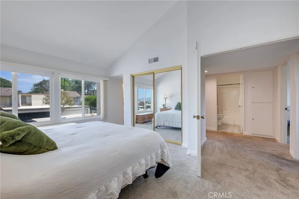 5548 E Vista del Amigo Anaheim Hills, CA 92807