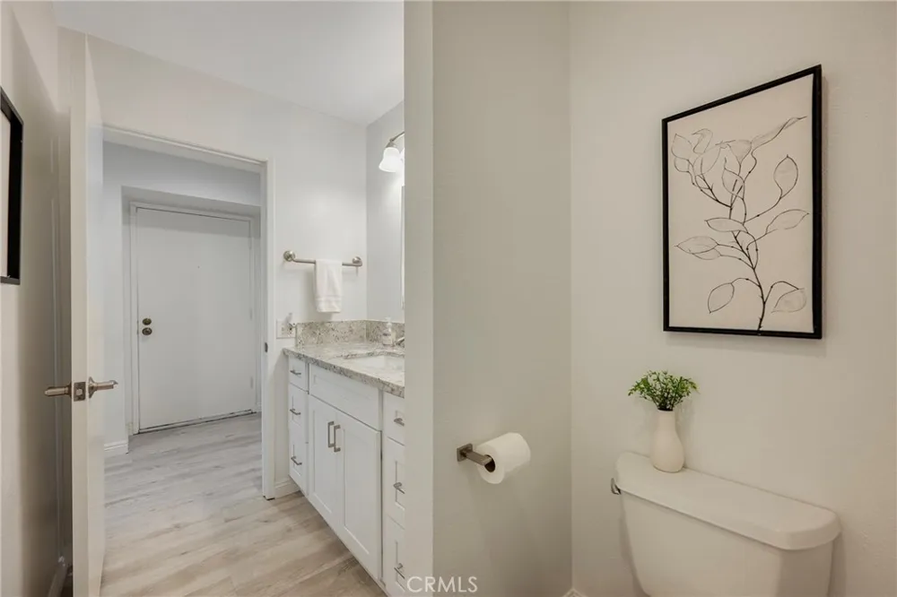 5548 E Vista del Amigo Anaheim Hills, CA 92807