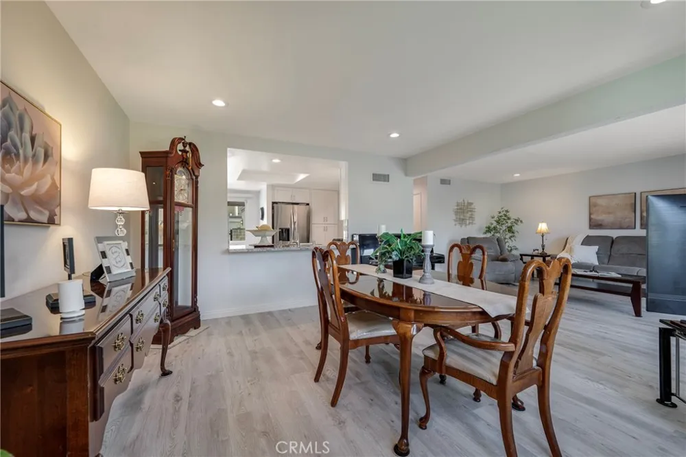 5548 E Vista del Amigo Anaheim Hills, CA 92807