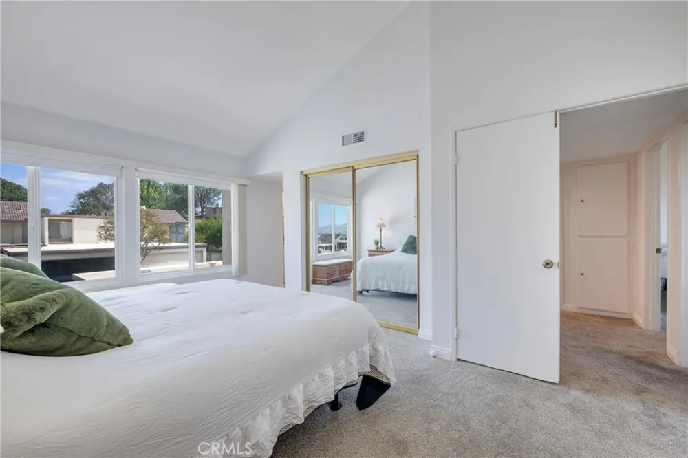 5548 E Vista del Amigo Anaheim Hills, CA 92807