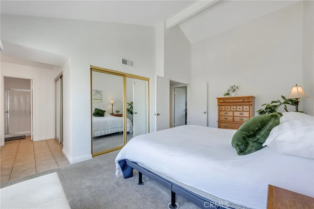5548 E Vista del Amigo Anaheim Hills, CA 92807