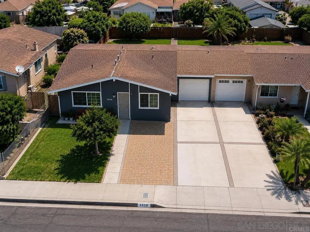 4658 Calle Del Palo Oceanside, CA 92057