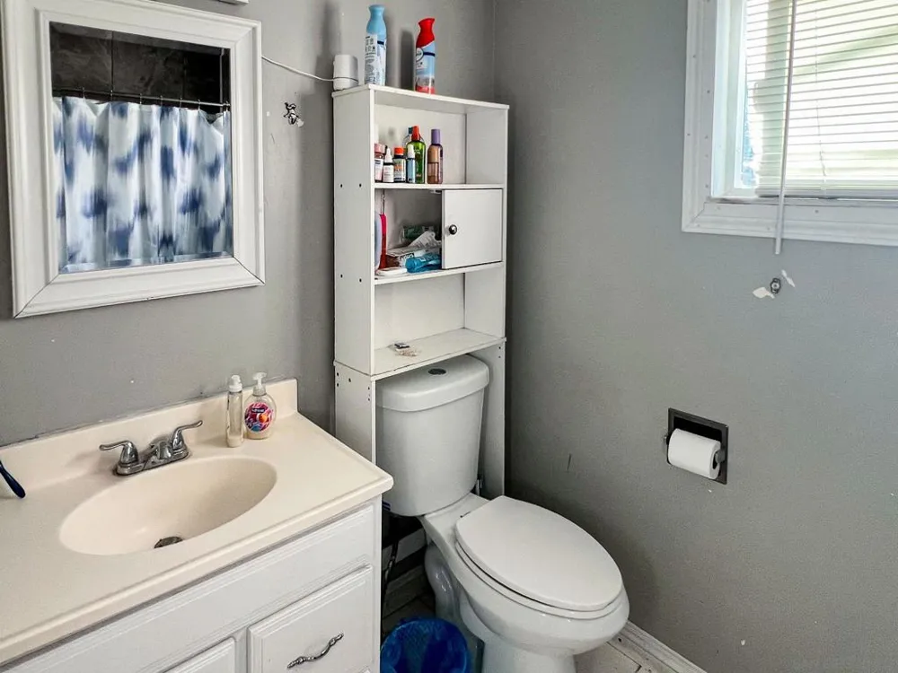 9759 Ivanho St Spring Valley, CA 91977