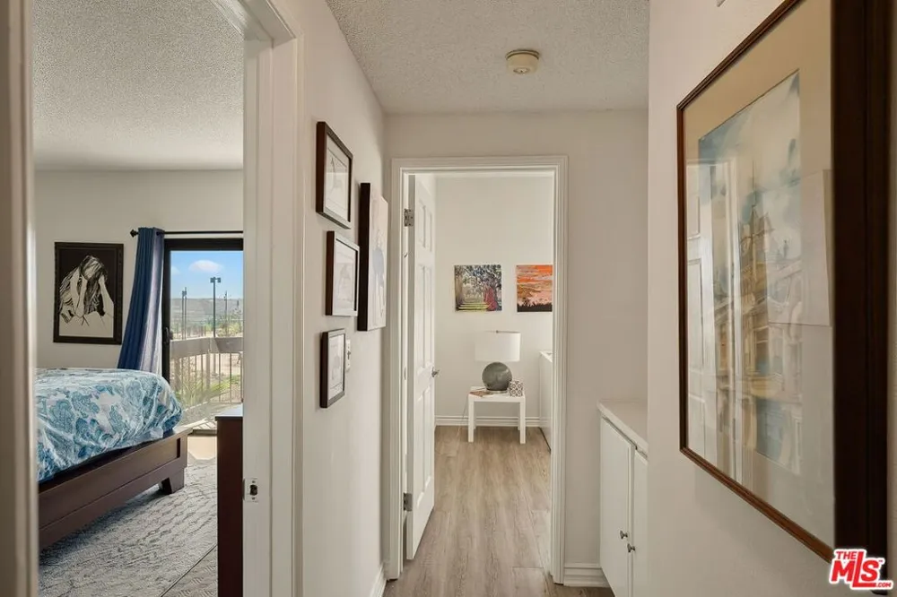 8180 Manitoba Street #247 Los Angeles, CA 90293