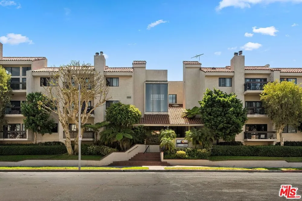 8180 Manitoba Street #247 Los Angeles, CA 90293