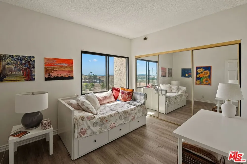 8180 Manitoba Street #247 Los Angeles, CA 90293