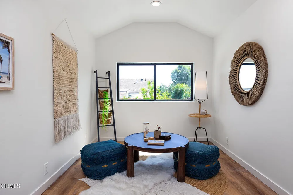 524 Crosby Street Altadena, CA 91001