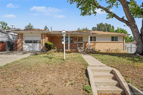 1661 Pecos Way