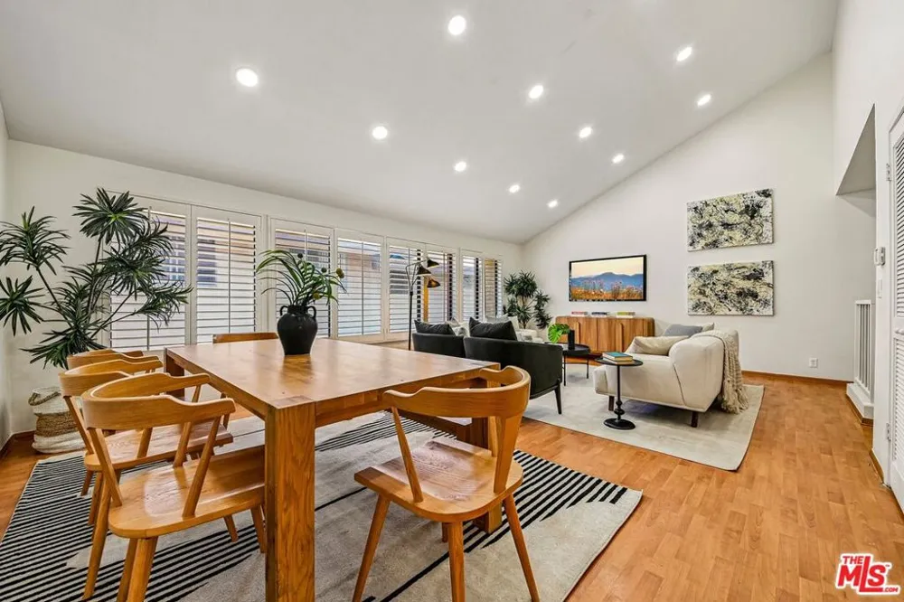 1015 Arcadia Avenue #8 Arcadia, CA 91007