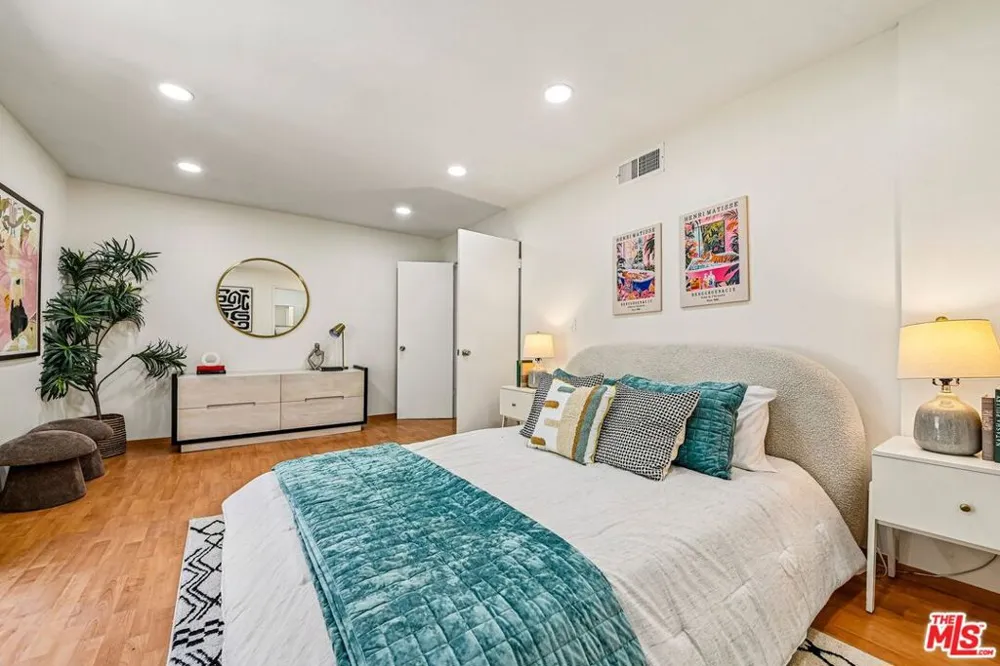 1015 Arcadia Avenue #8 Arcadia, CA 91007