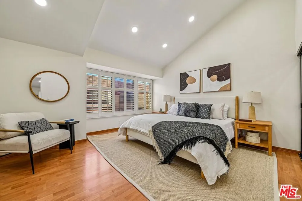 1015 Arcadia Avenue #8 Arcadia, CA 91007