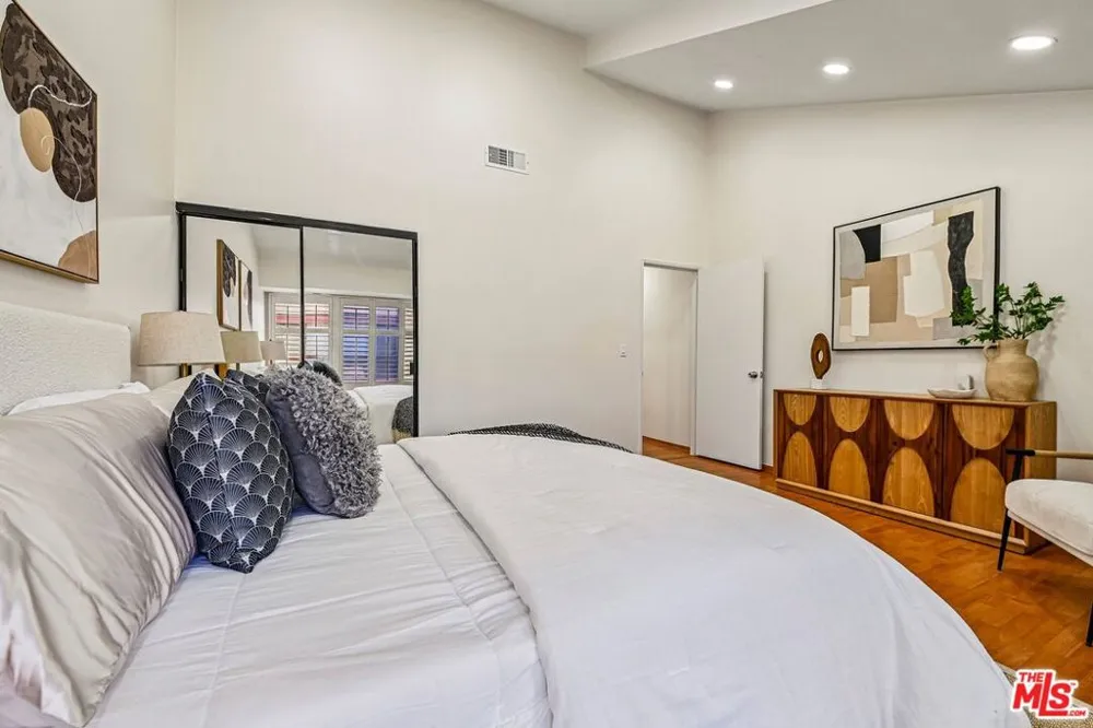 1015 Arcadia Avenue #8 Arcadia, CA 91007